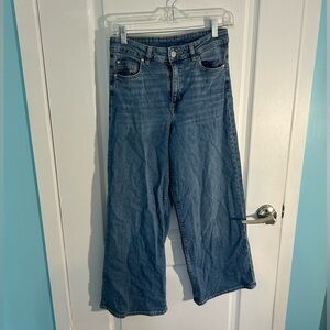 H&M jeans for teenage girls